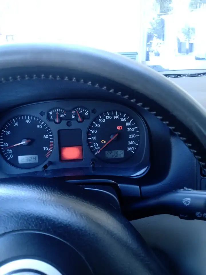 Volkswagen Golf 3p 2.3 V5 Highline 4motion 170cv, foto 1