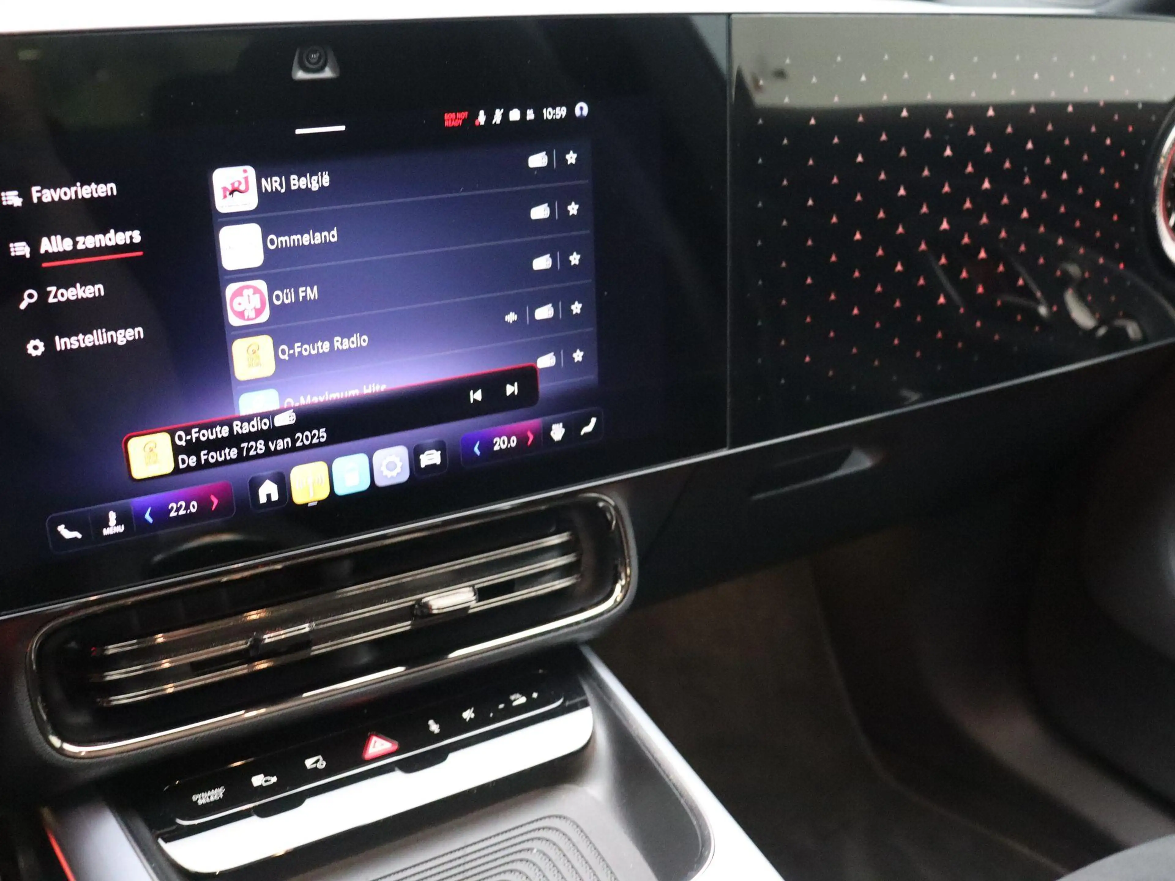 Mercedes-Benz CLA 250 250+ SPORT EDITION + MULTIBEAM + PANO + — photo 12