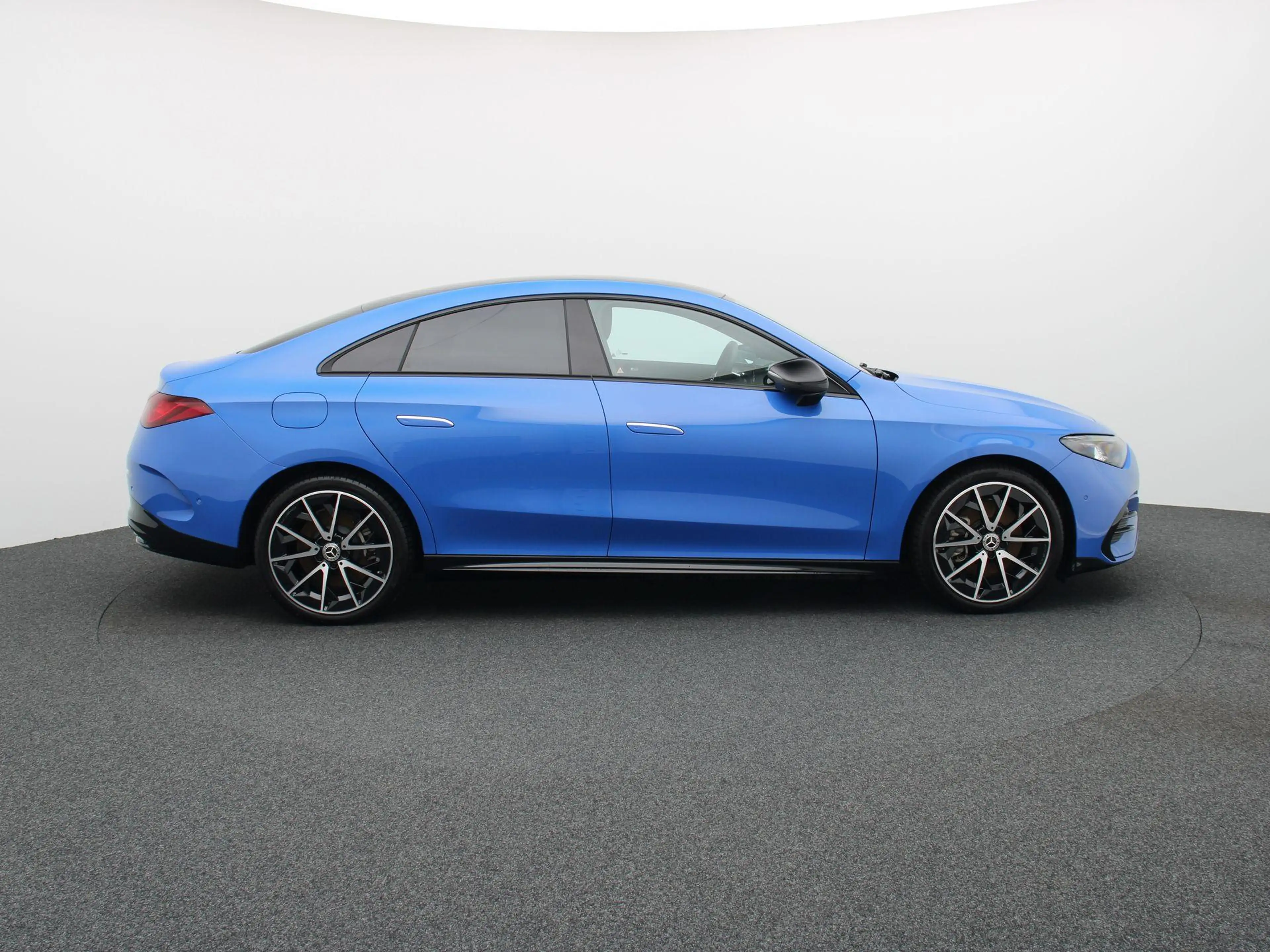 Mercedes-Benz CLA 250 250+ SPORT EDITION + MULTIBEAM + PANO + — photo 6