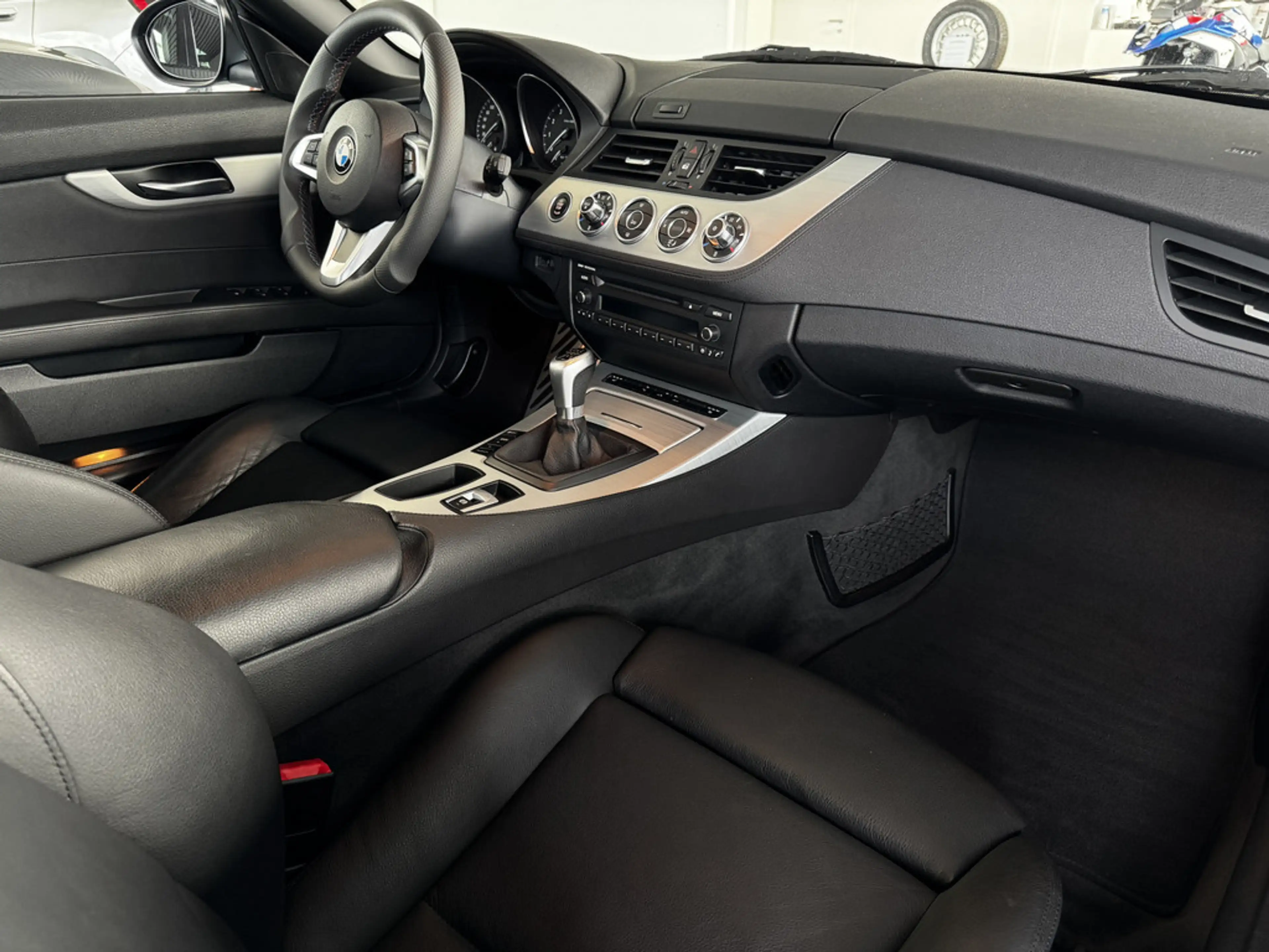 BMW Z4 Roadster sDrive 23i XENON LEDER SHZ PDC — photo 8