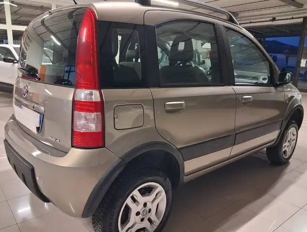 Fiat Panda view 4