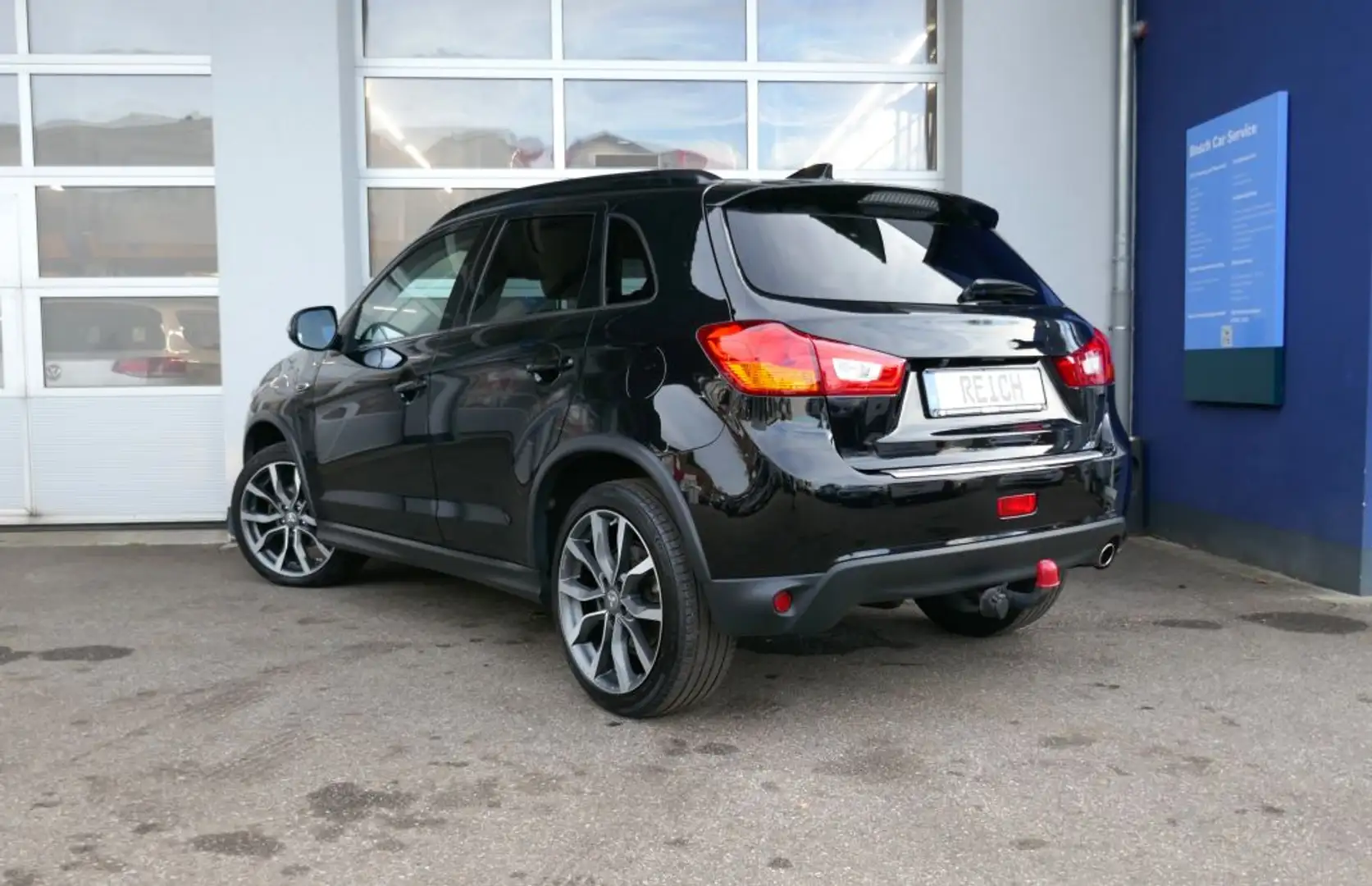 Mitsubishi ASX 2.2 DI-D 4WD Automatik Edition 100+ AHK KAMERA Schwarz - 2