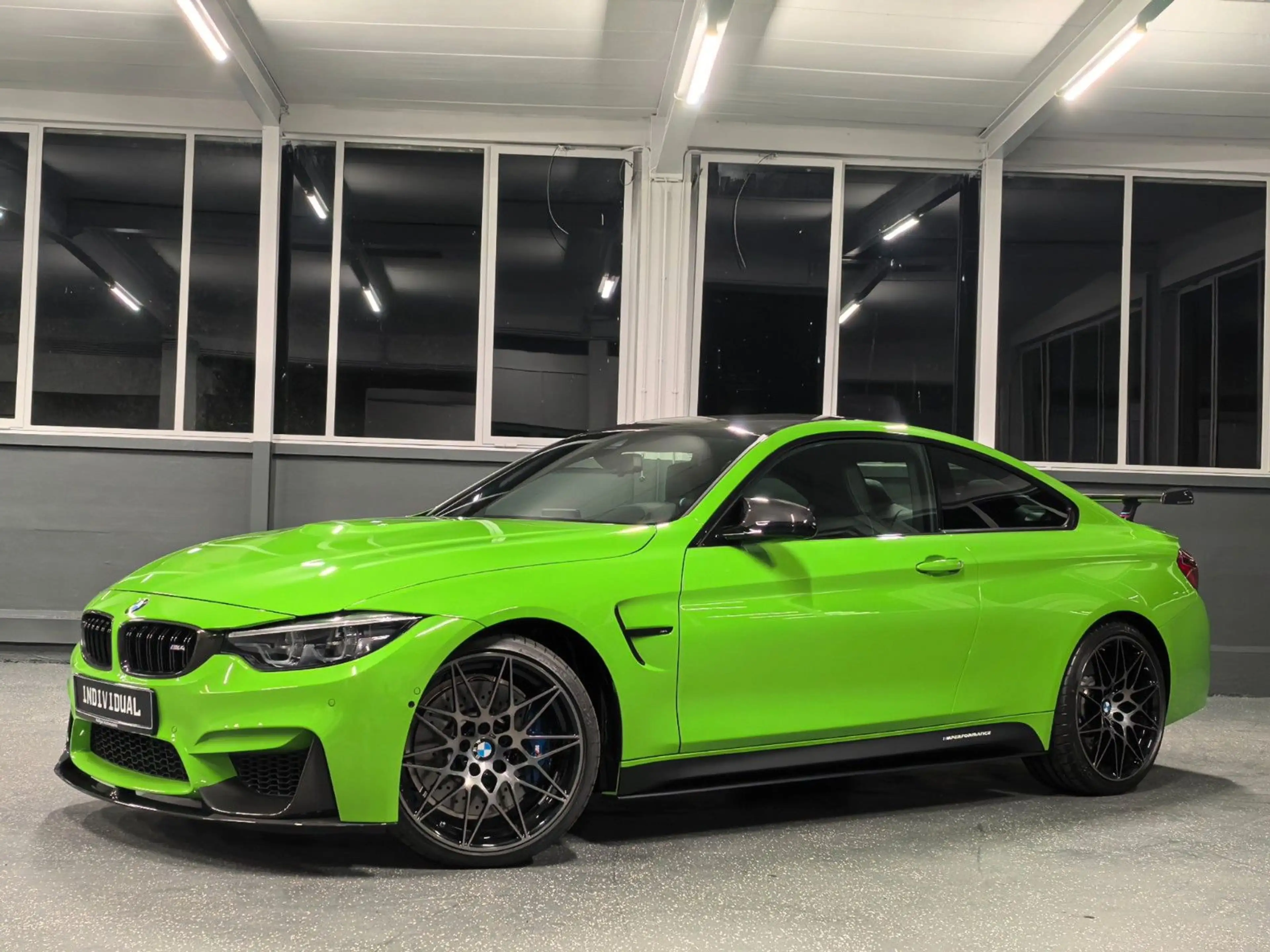 BMW M4 INDIVIDUAL | 1. HAND | 3612 KM | PERFORMANCE — photo 5