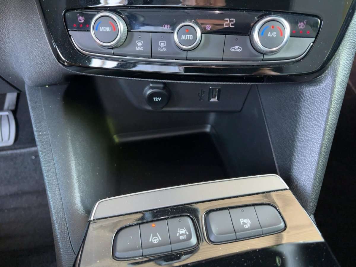 Opel Mokka E