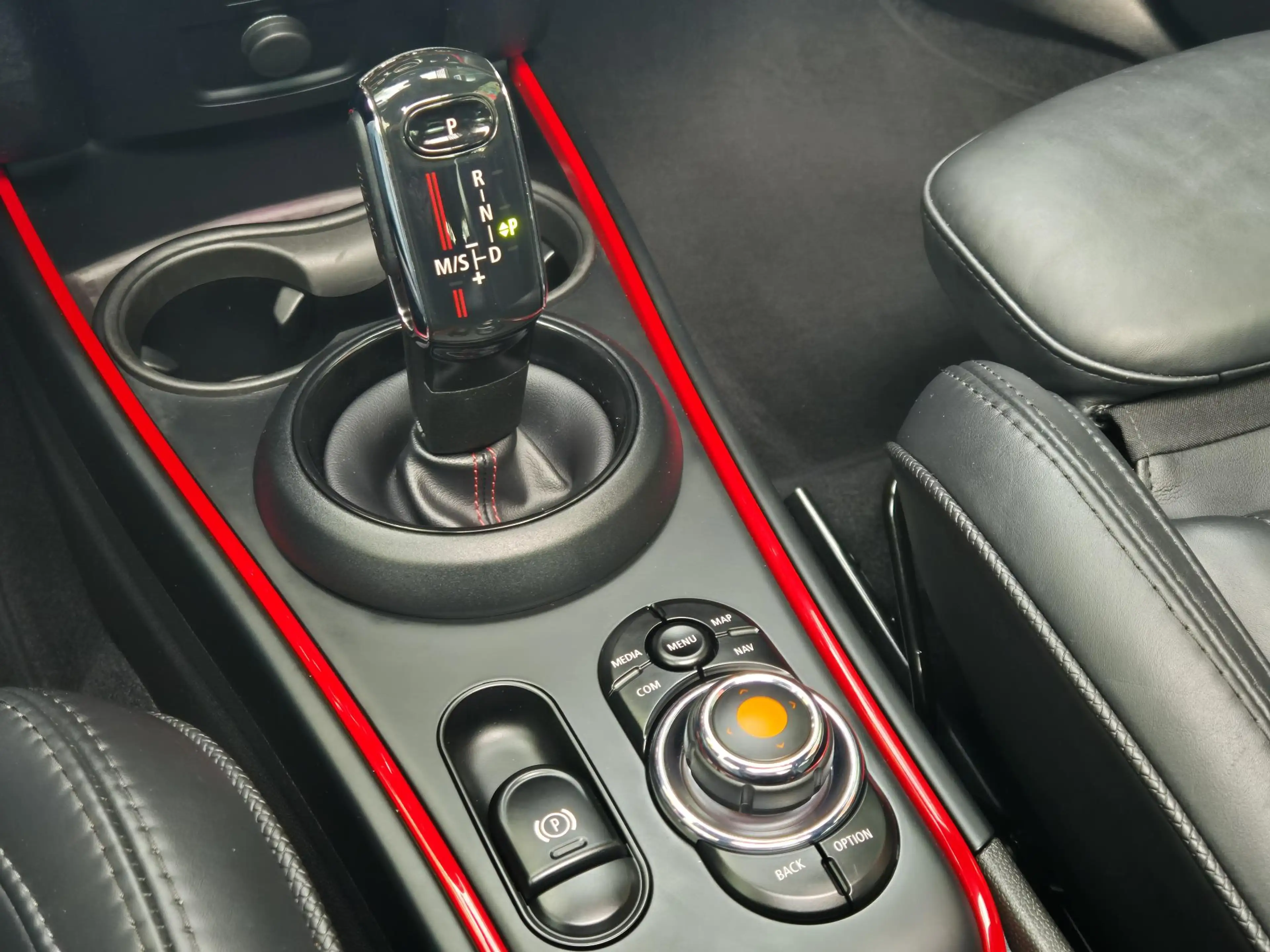 MINI John Cooper Works Countryman Mini 2.0 S JCW Hammersmith | Panoramadak | Leder | — photo 22