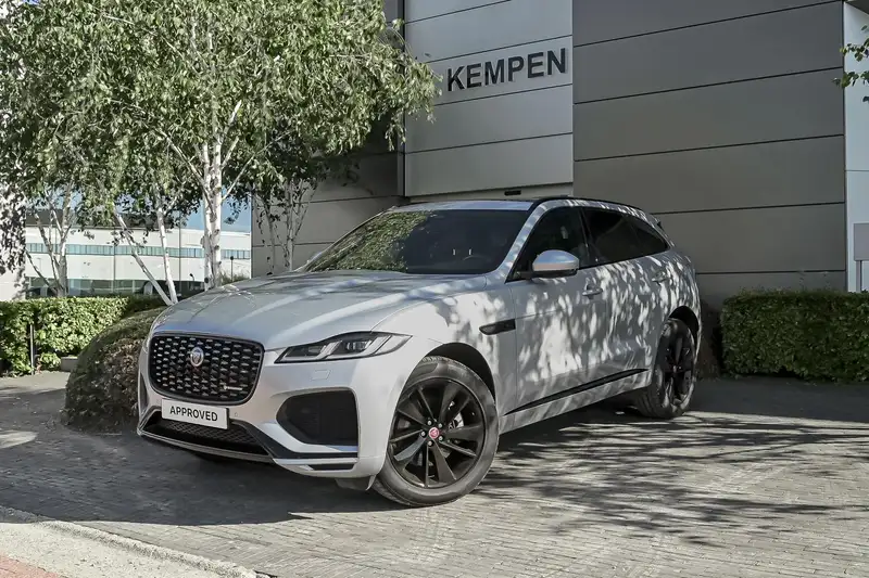 JAGUAR F-pace
