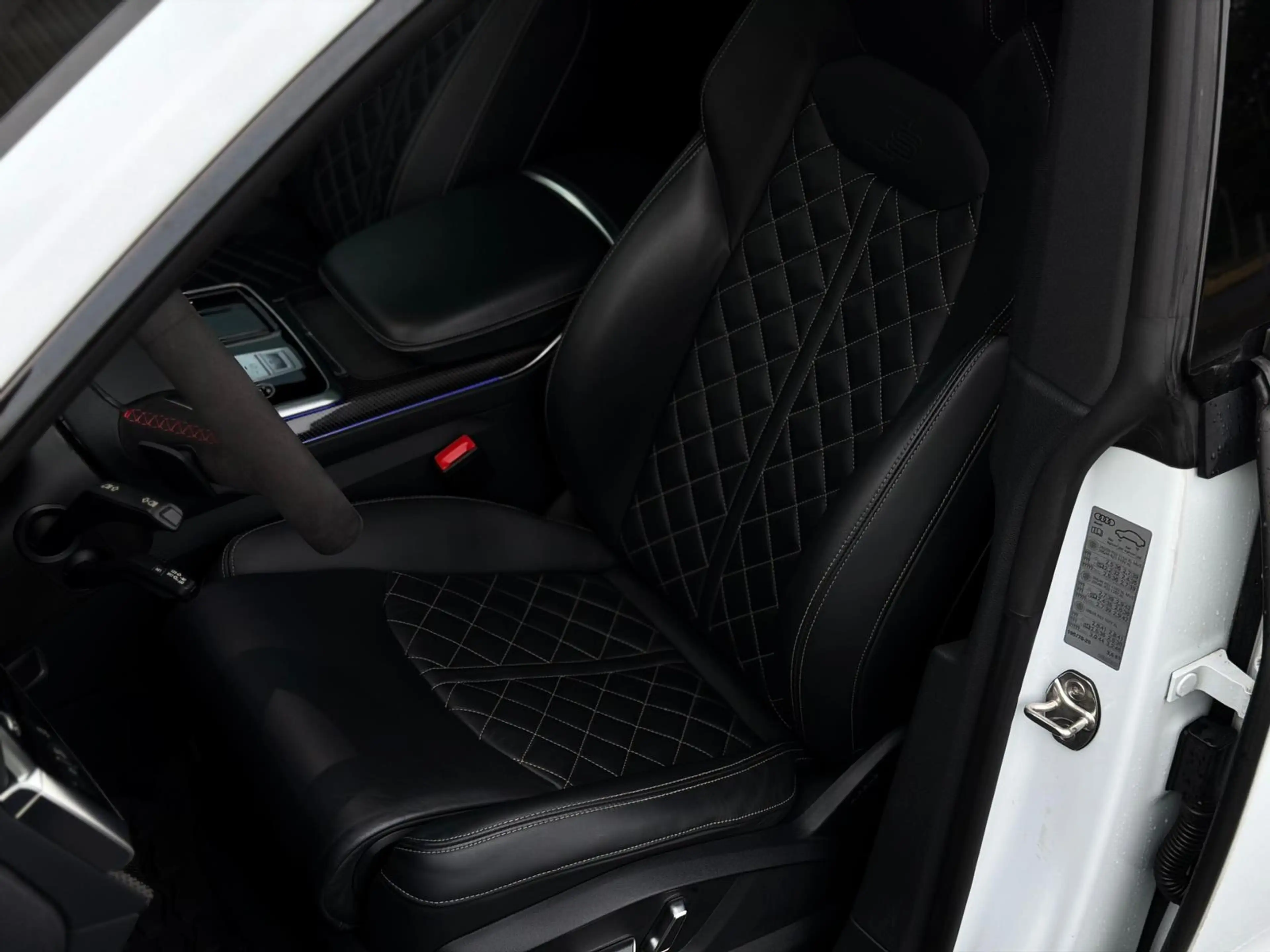 Audi SQ8 V8*Carbon*360°*HUD*HAL*AHK*Matrix*Pano*Lhz — photo 10
