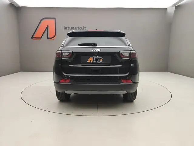 Jeep Compass view 6