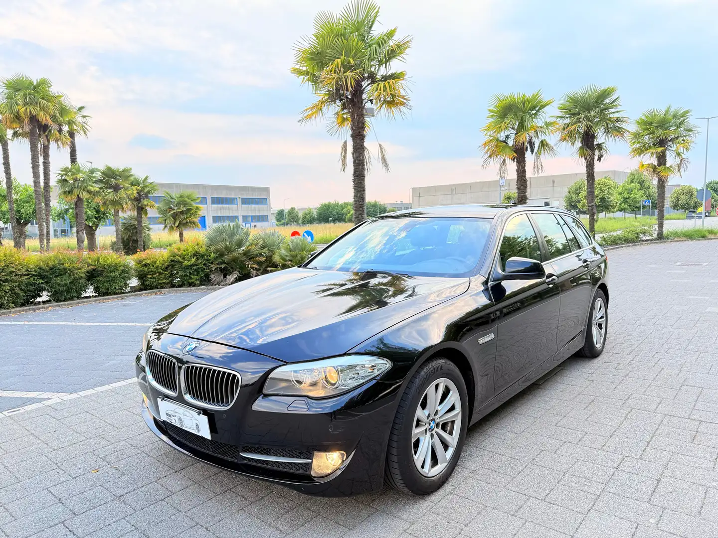 BMW 520 520d Business M sport auto 8 marce - 1