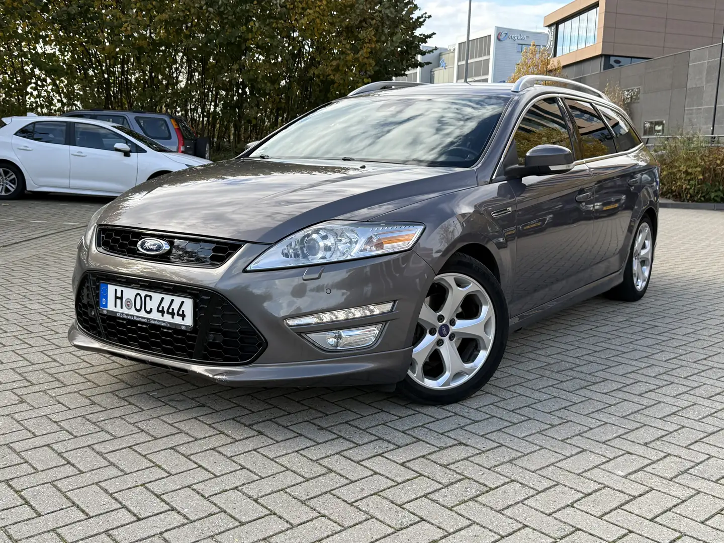 Ford Mondeo Turnier 2.0 EcoBoost Aut. Titanium - 1
