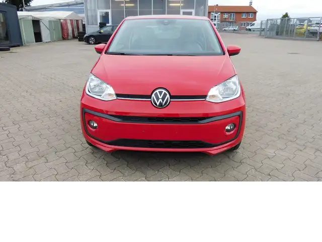 Volkswagen Up! view 3