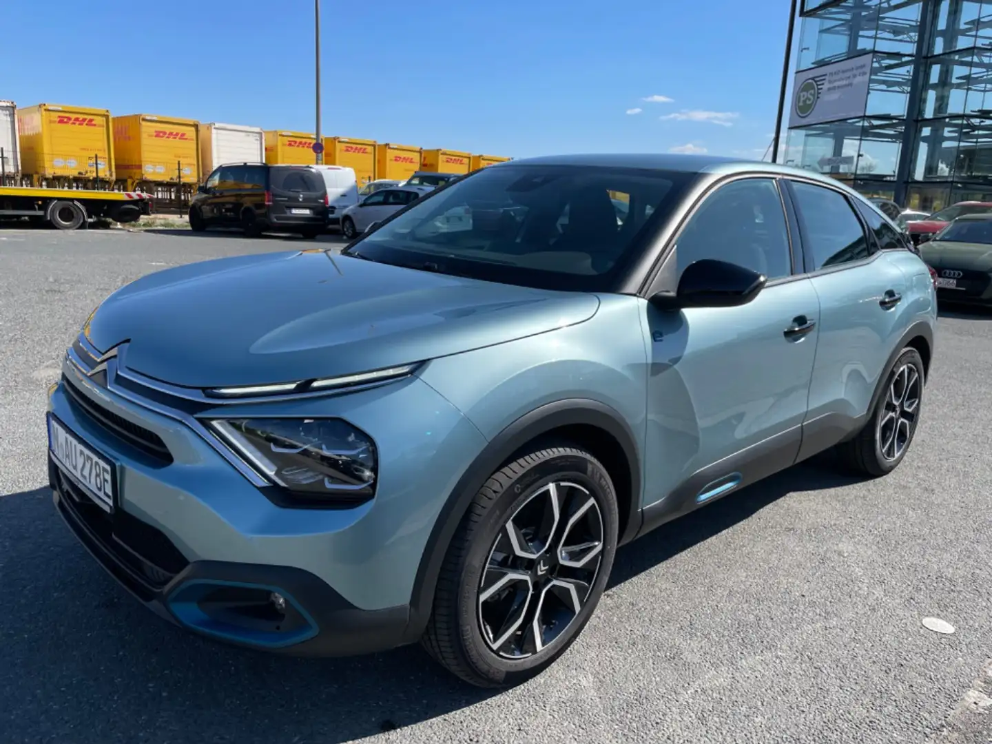 Citroen C4 Elektromotor e-Feel KlimaA SpurH PDC LED Blau - 2