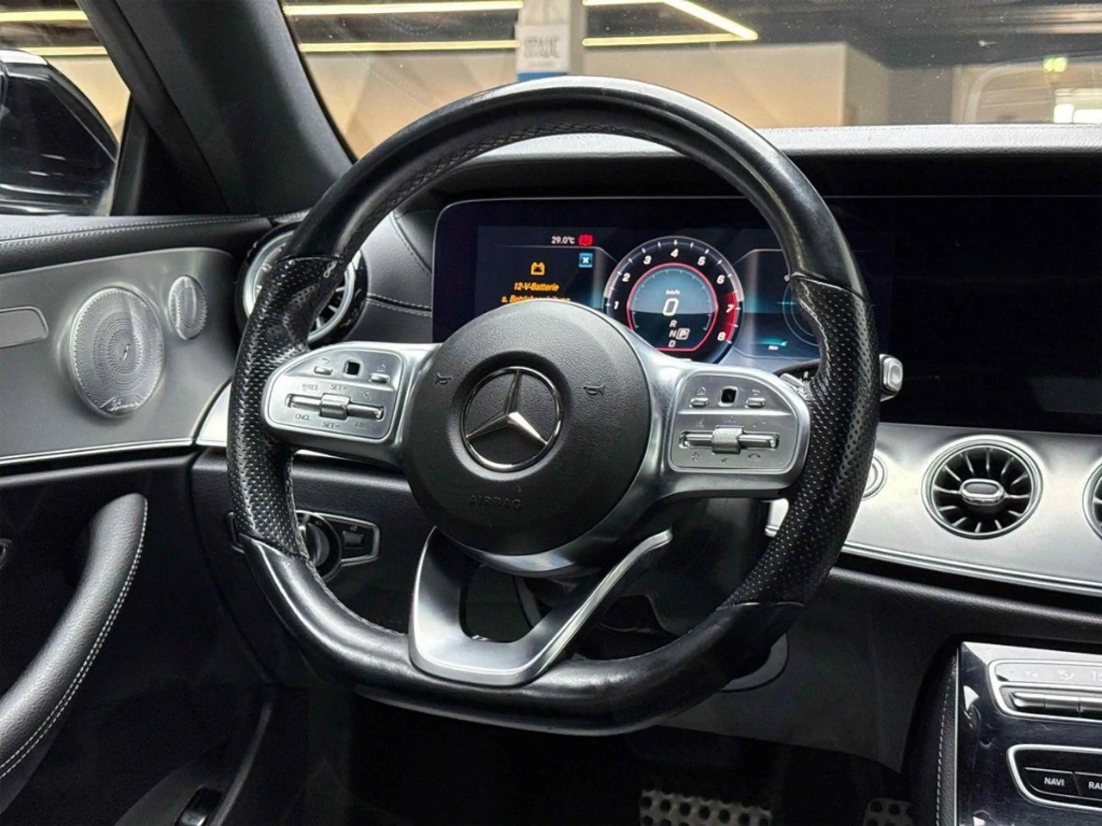 Mercedes-Benz E 450 Coupe AMG Line 360-Kamera Leder — photo 8