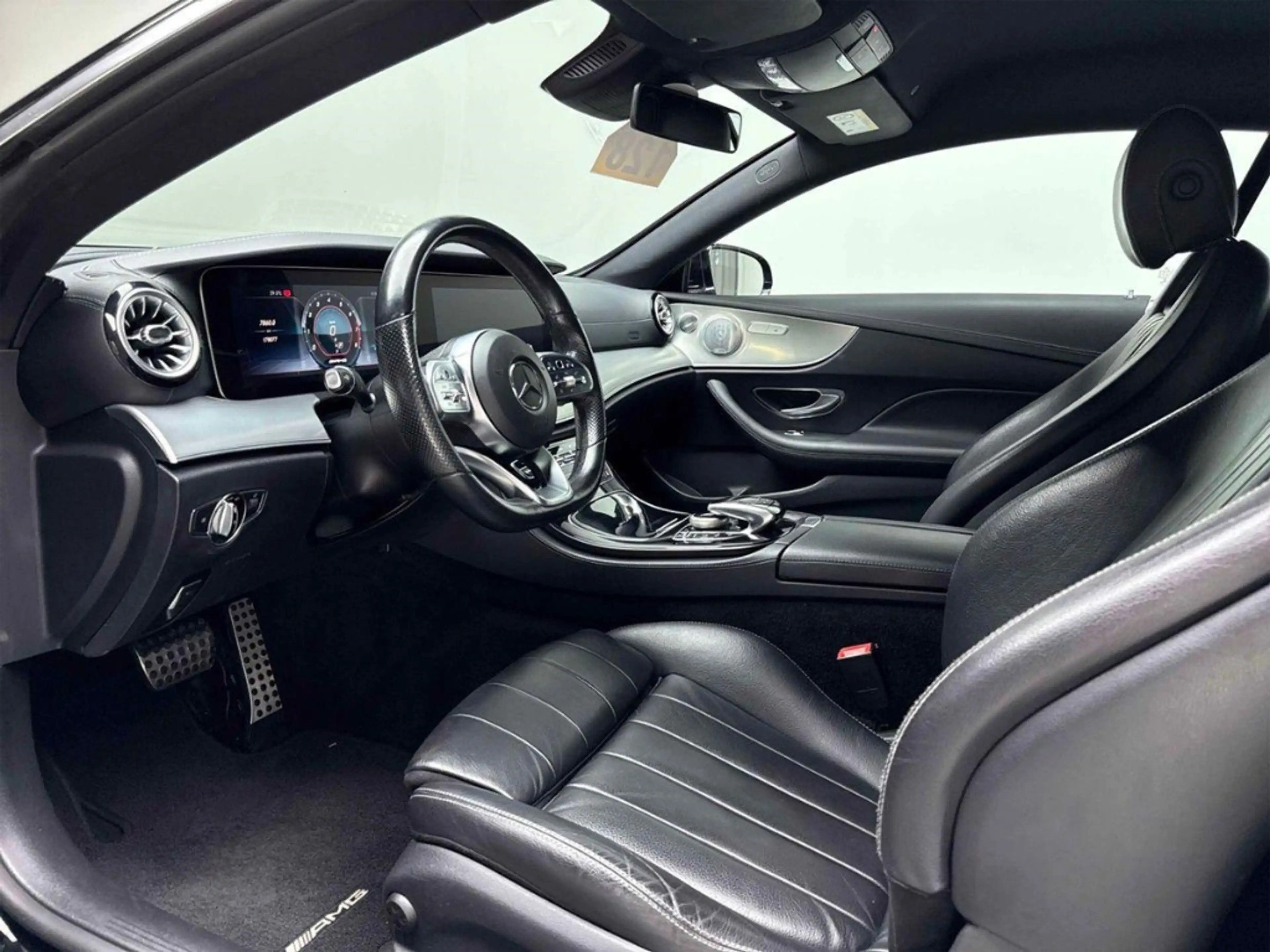 Mercedes-Benz E 450 Coupe AMG Line 360-Kamera Leder — photo 7