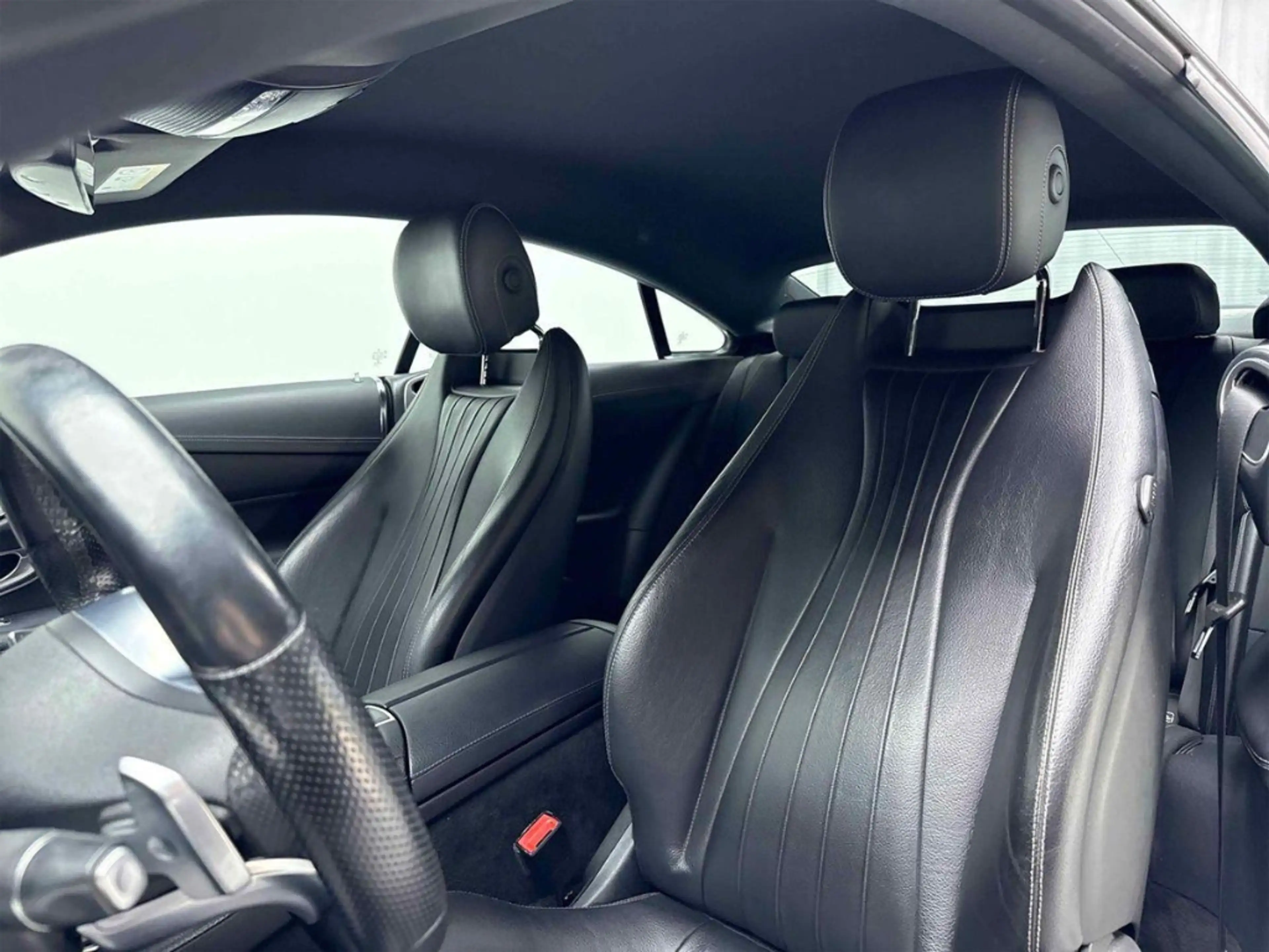 Mercedes-Benz E 450 Coupe AMG Line 360-Kamera Leder — photo 6