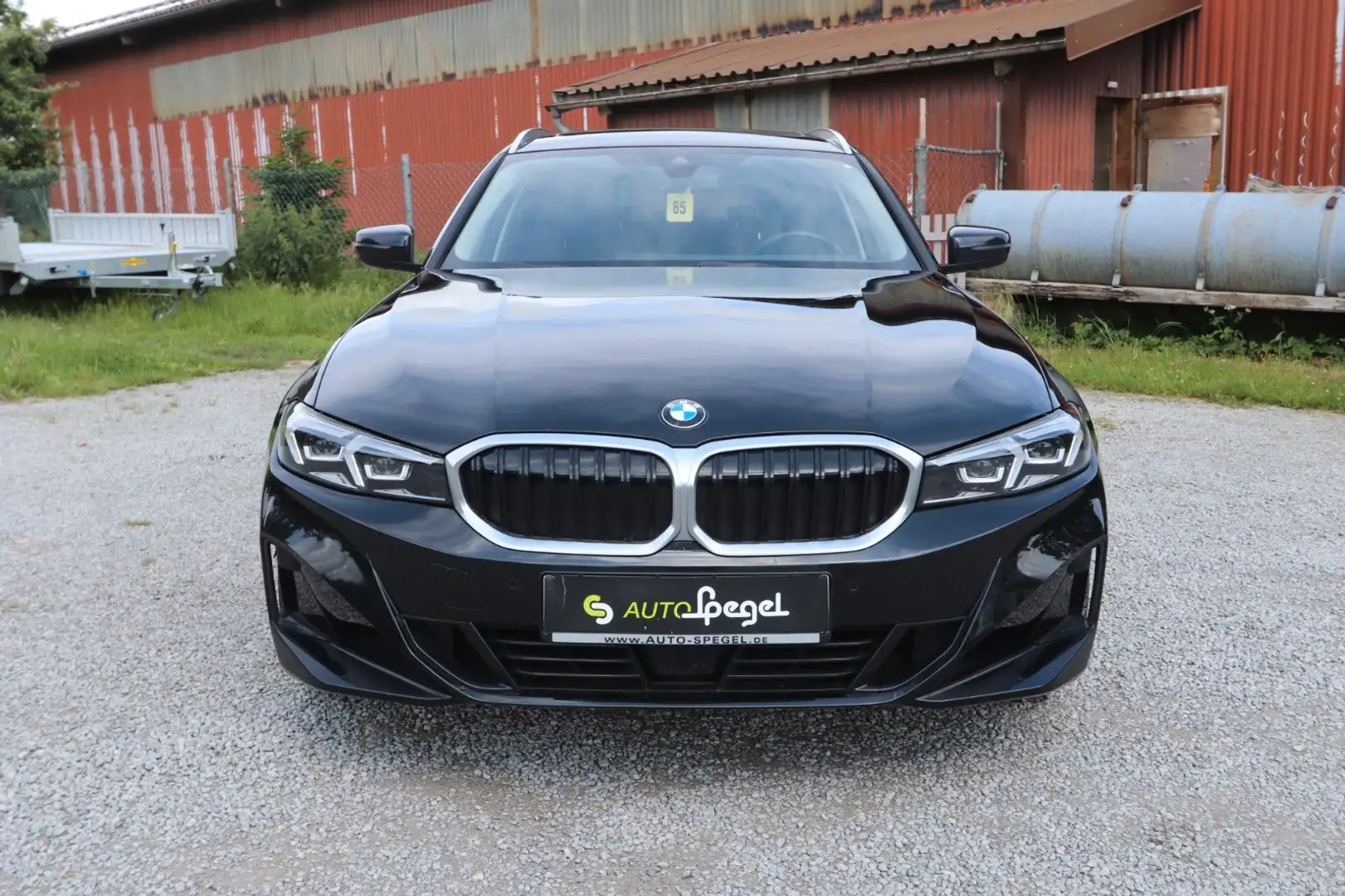 BMW 320 d Touring  xDrive Panorama Navi LED AHK Kame Noir - 2