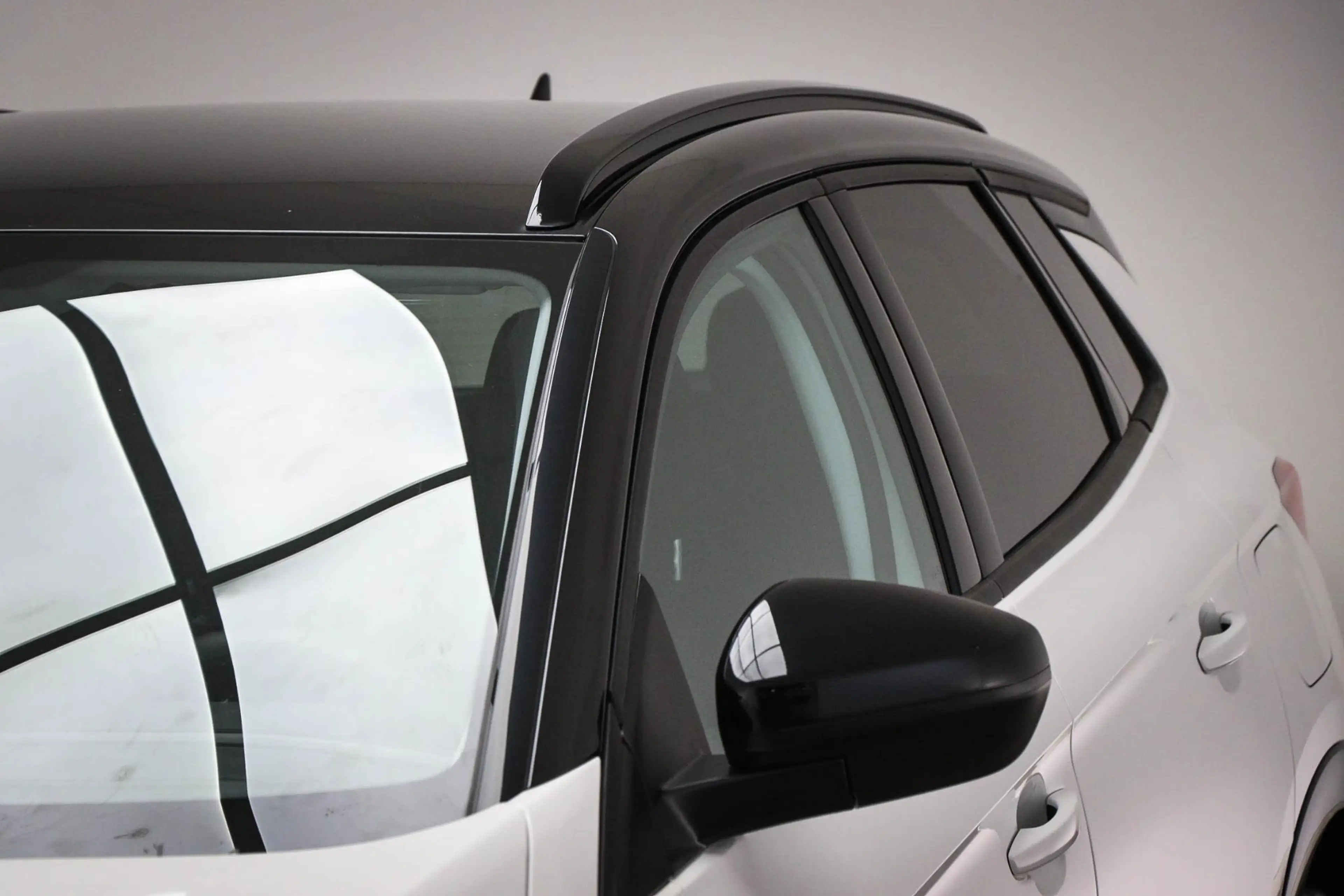 Opel Grandland 1.6 Turbo Plug-In Hybrid Business Elegance | CLIMA — photo 19