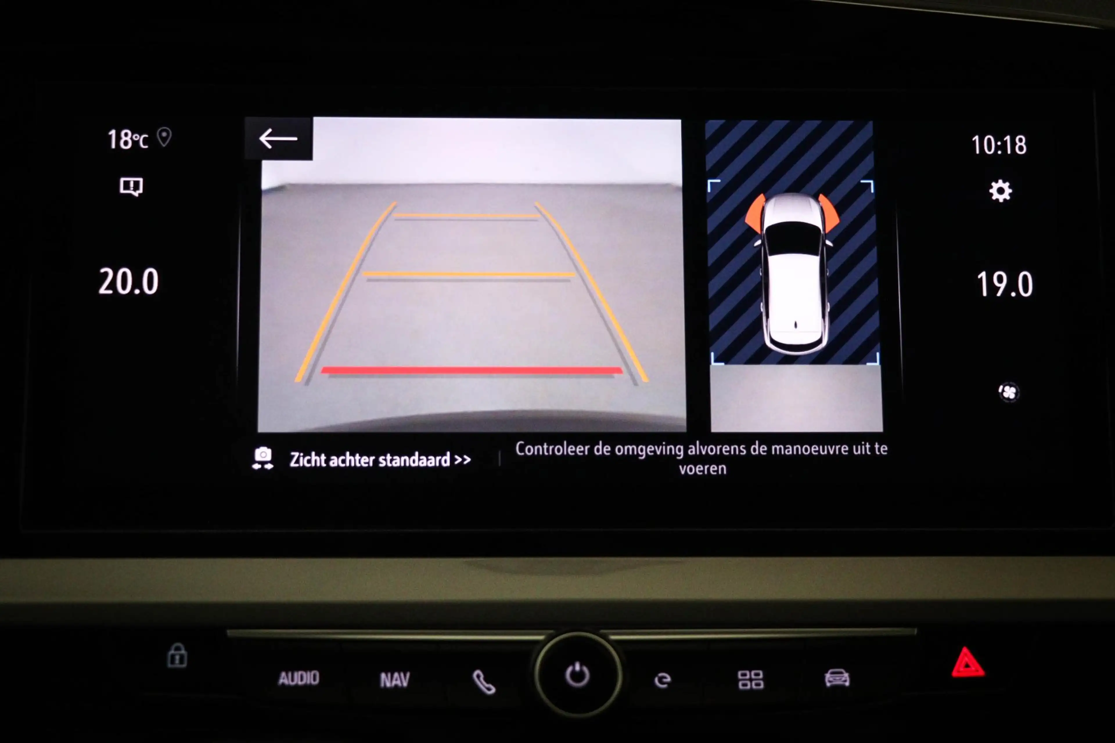 Opel Grandland 1.6 Turbo Plug-In Hybrid Business Elegance | CLIMA — photo 6