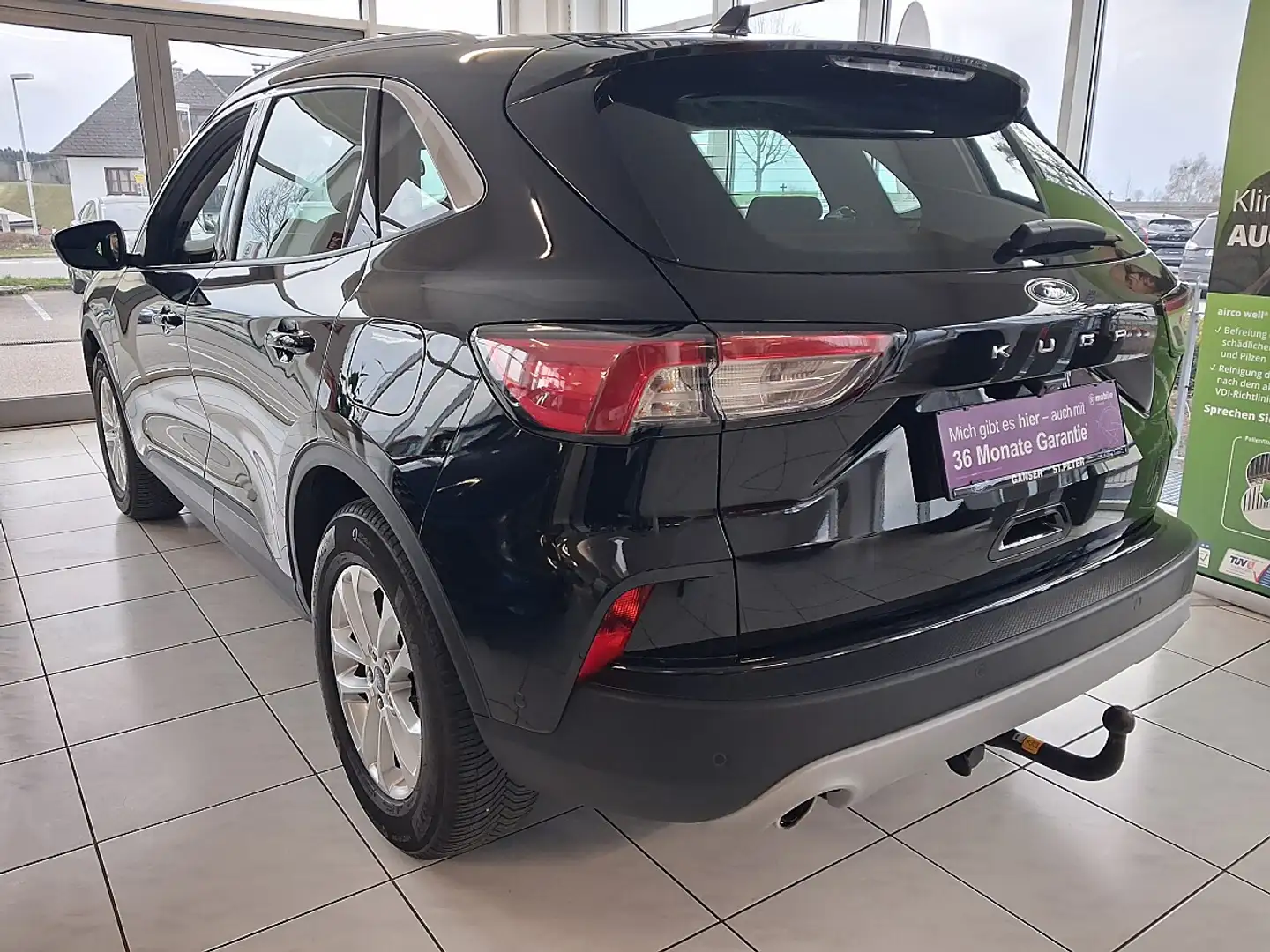 Ford Kuga 1,5 EcoBlue Titanium Schwarz - 2