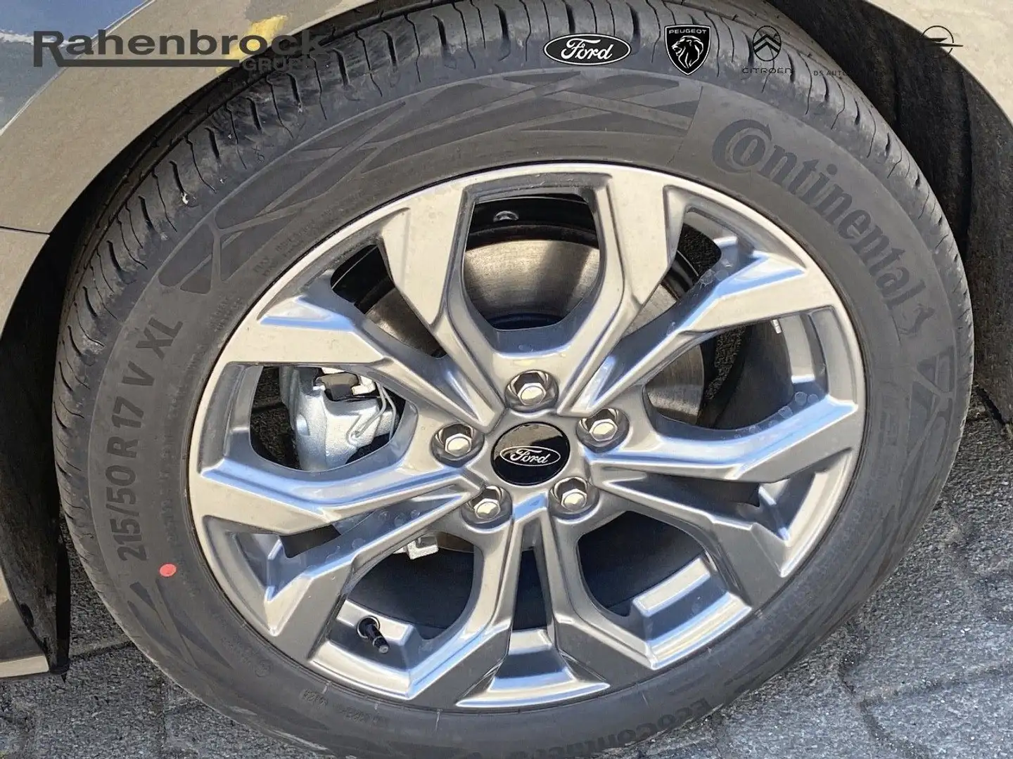 Ford Focus Turnier ST-Line X MHEV-AUTOMATIK Gris - 2