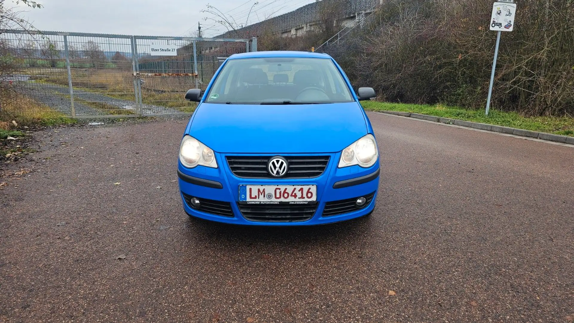 Volkswagen Polo IV Tour Bleu - 1