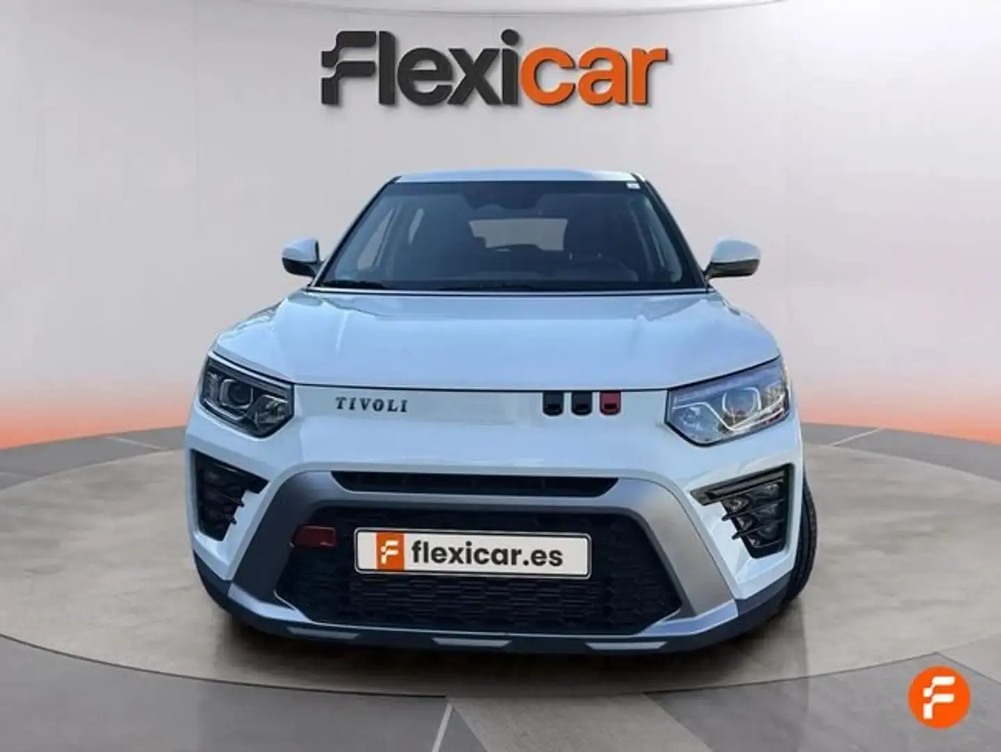 SsangYong Tivoli G15T LP Urban Plus Blanco - 2