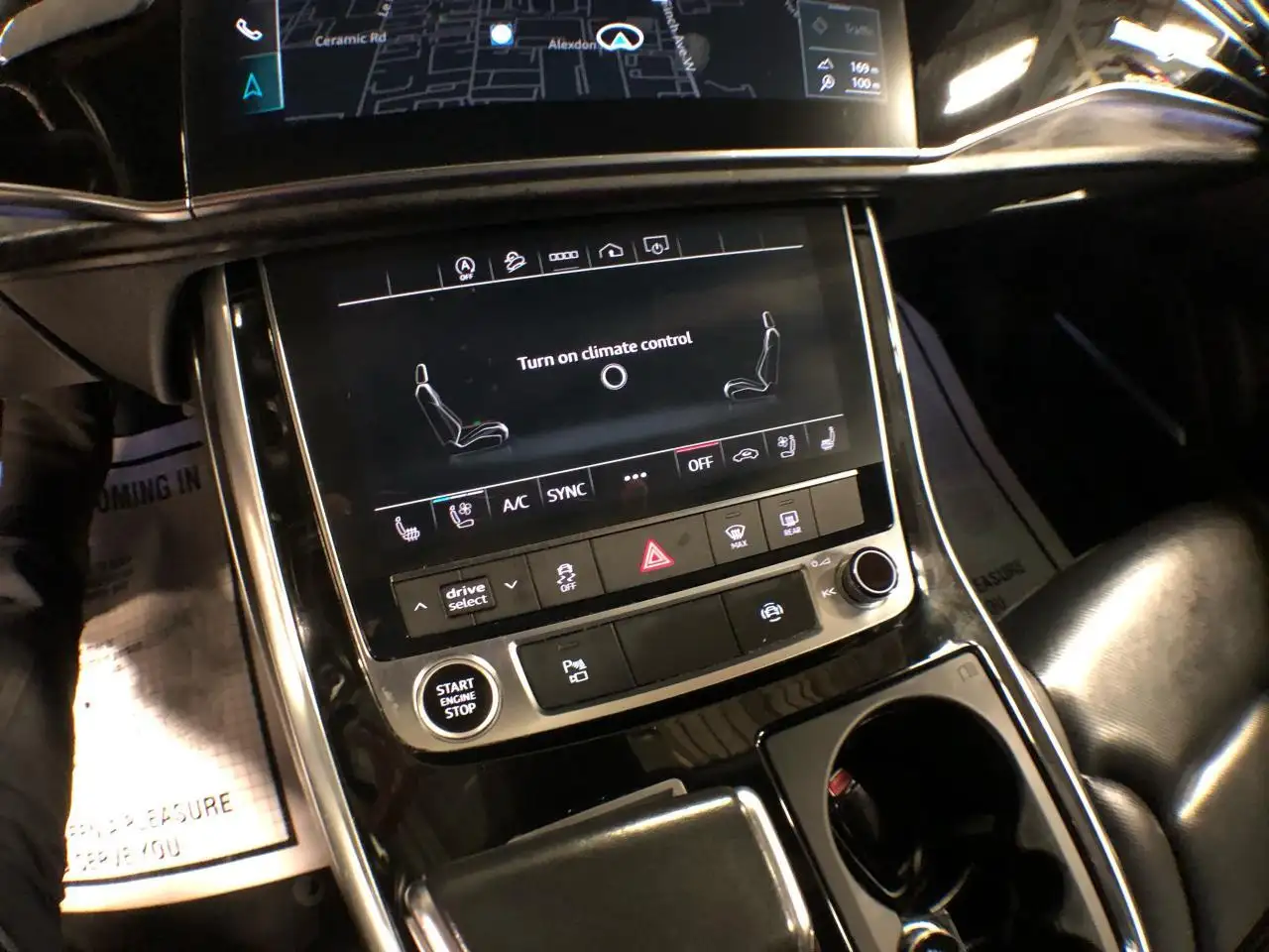 Audi Q8 снимка Audi Q8
