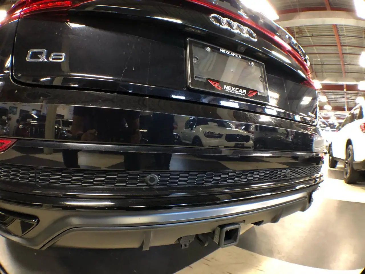 Audi Q8 снимка Audi Q8