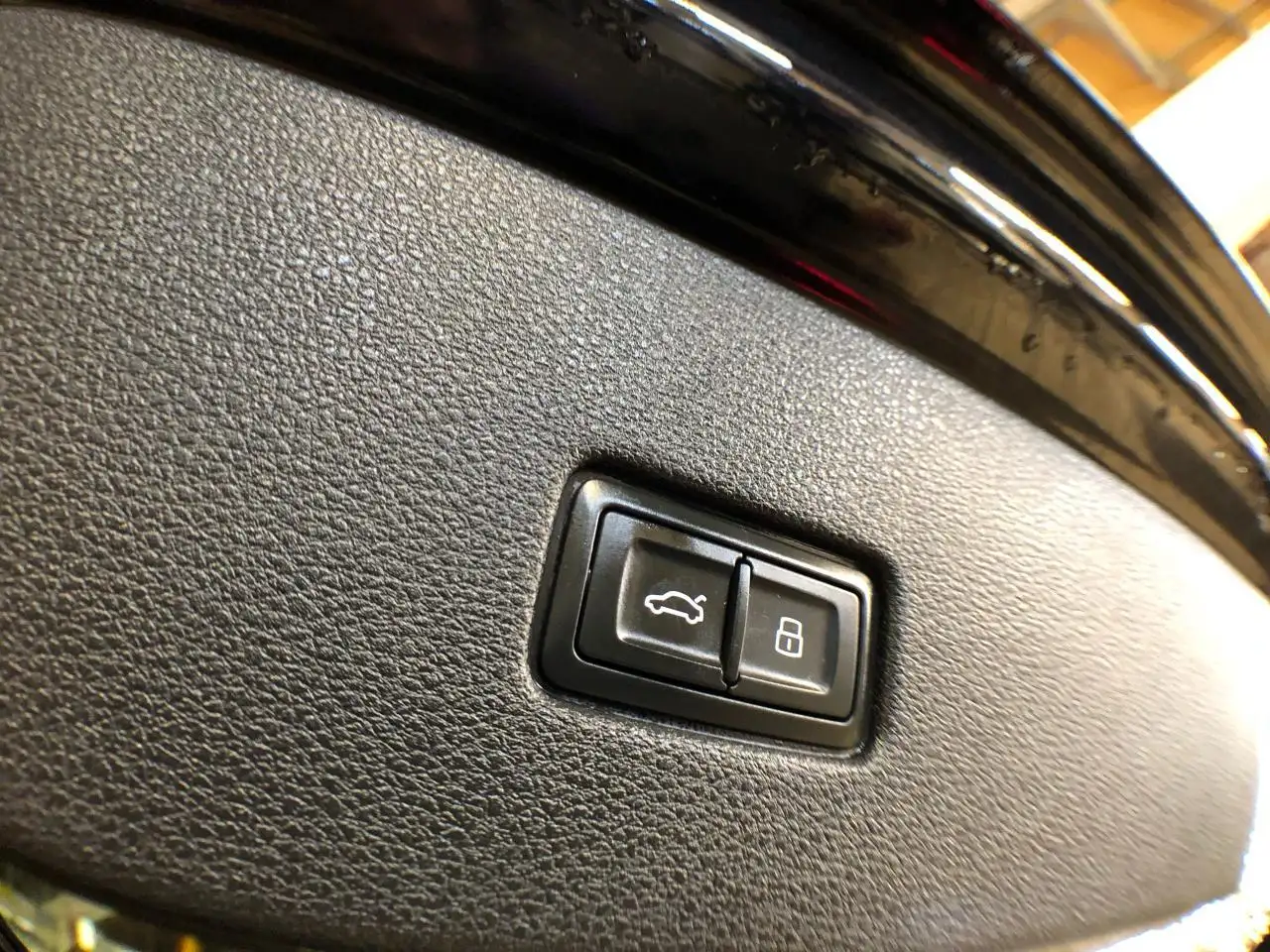 Audi Q8 снимка Audi Q8