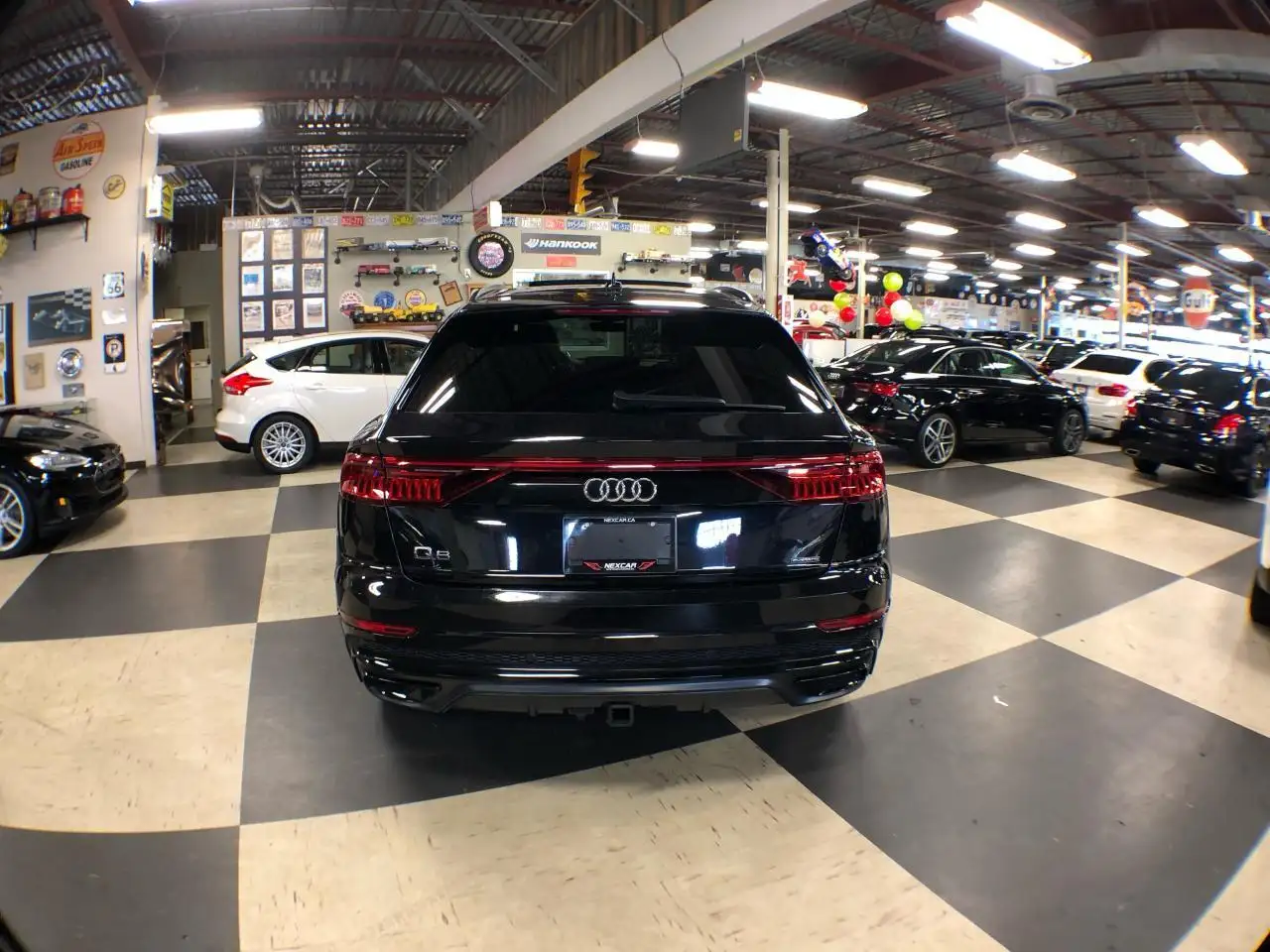 Audi Q8 снимка Audi Q8