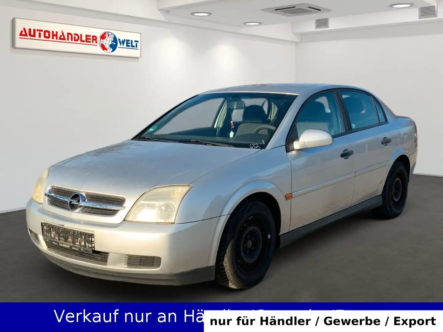 Opel Vectra 2.2 16V Comfort Silber - 1