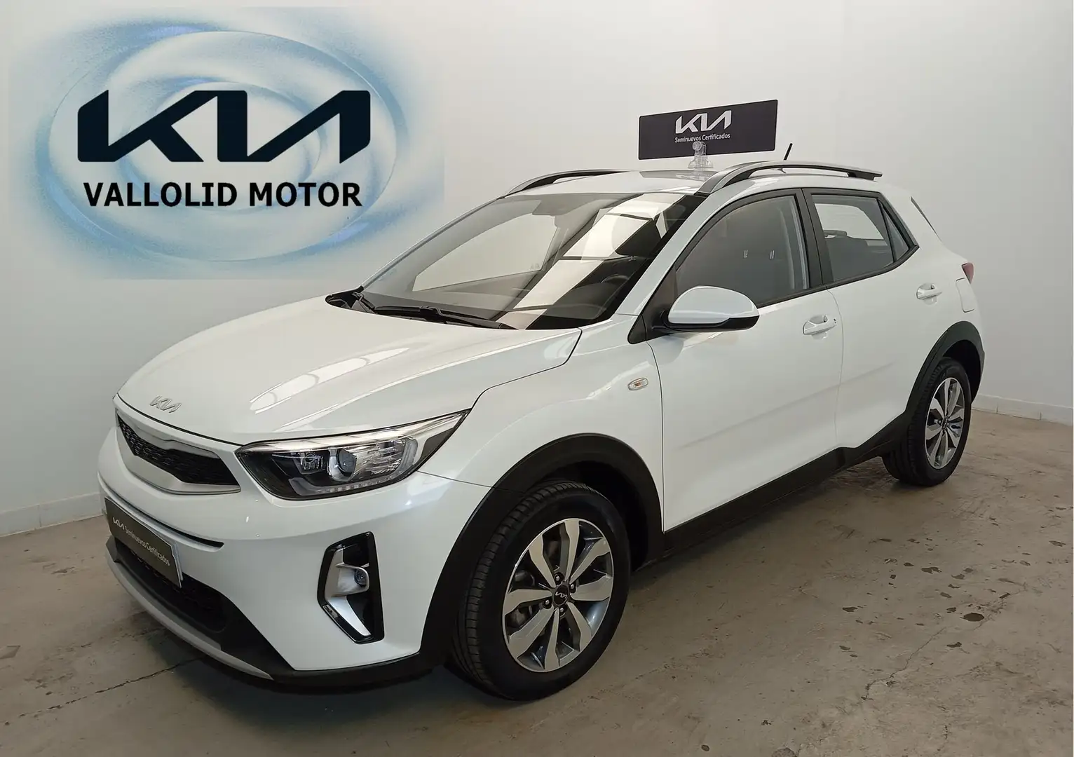 Kia Stonic 1.0 T-GDi MHEV Concept 100 Blanc - 1
