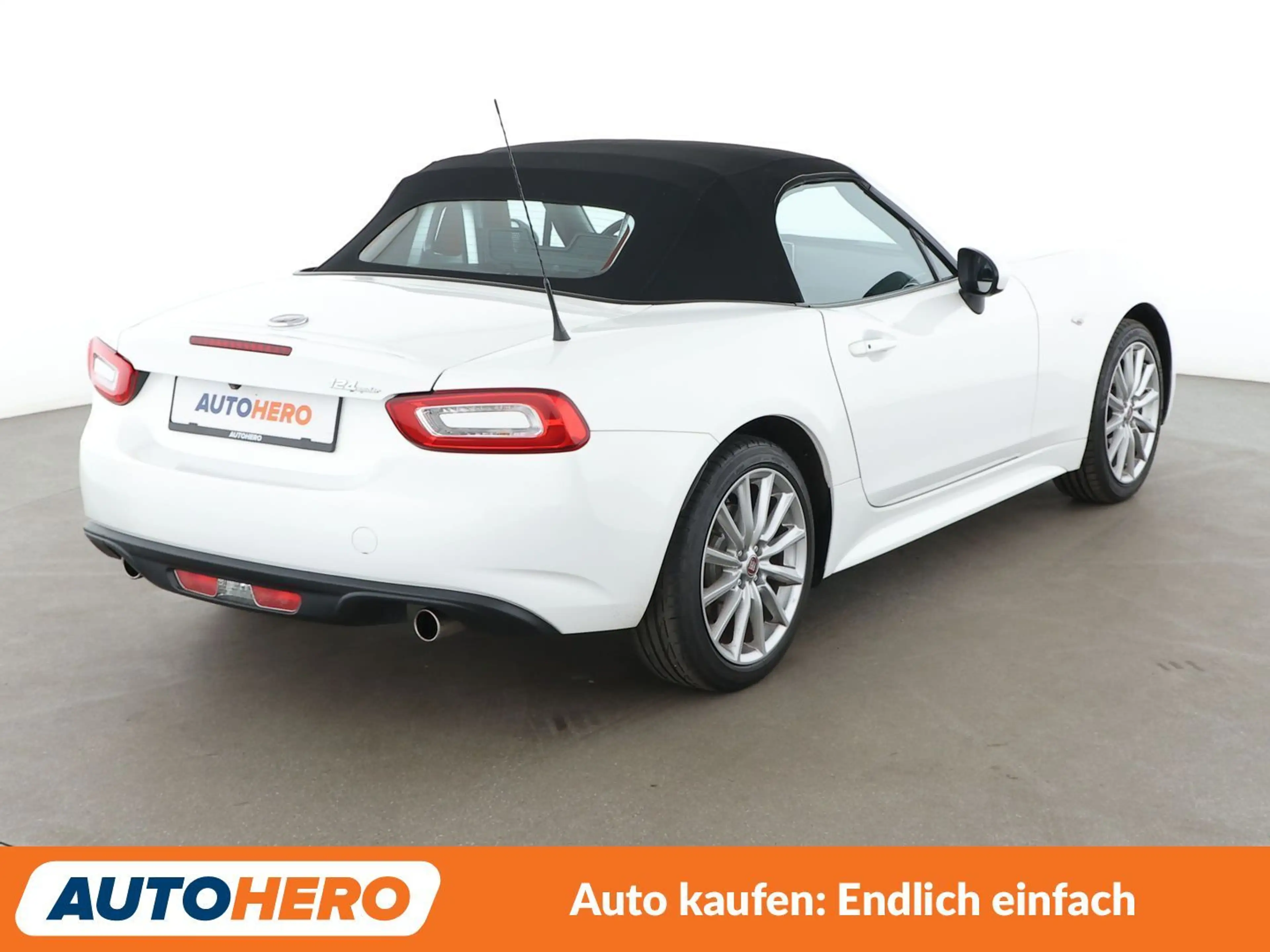 Fiat 124 Spider 1.4 Turbo Lusso *NAVI*LED*TEMPO*CAM*SHZ* — photo 6