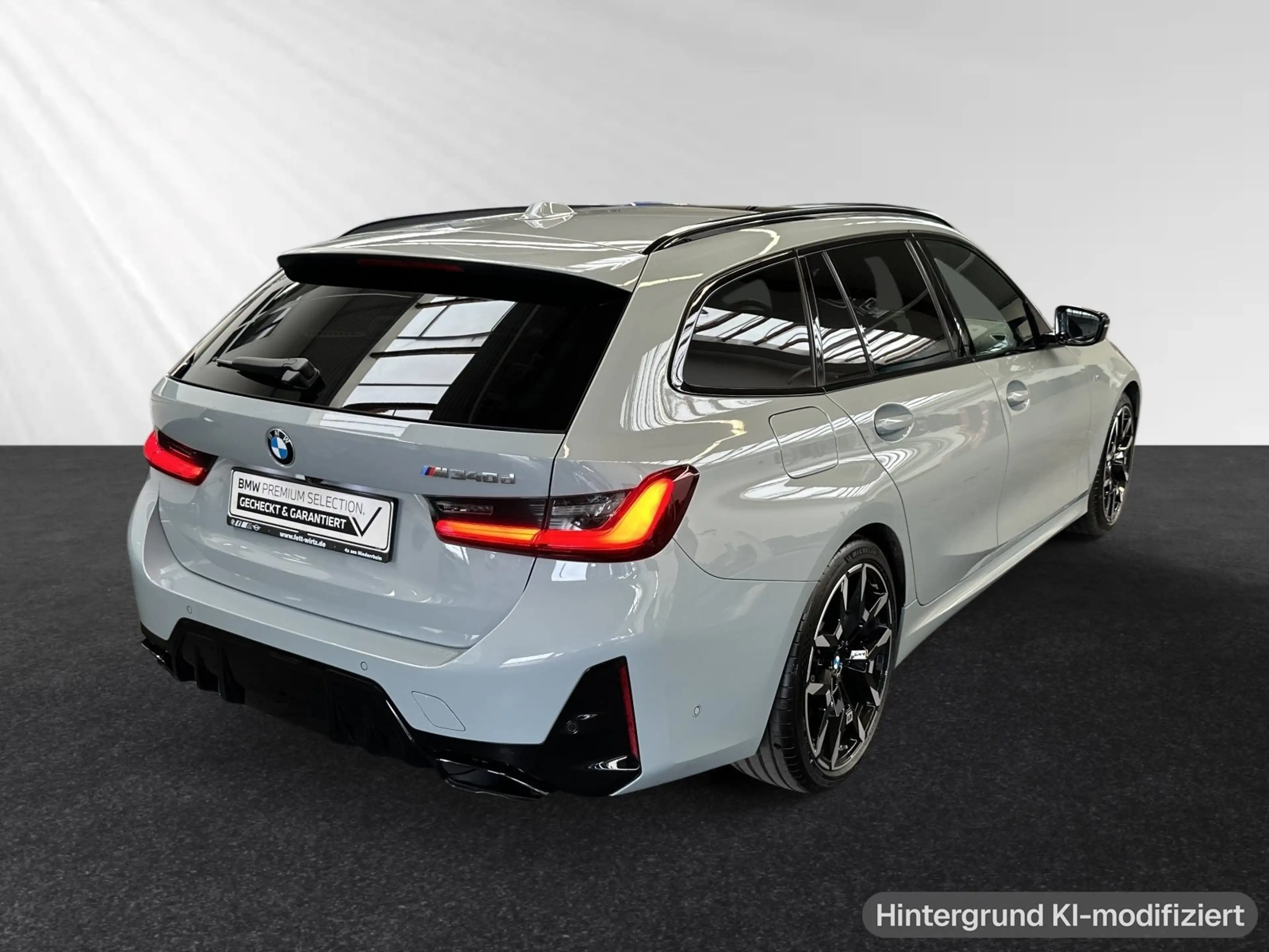 BMW 340 M340d xDrive Touring M Sport Pro|Pano|HiFi|PA+ — photo 3