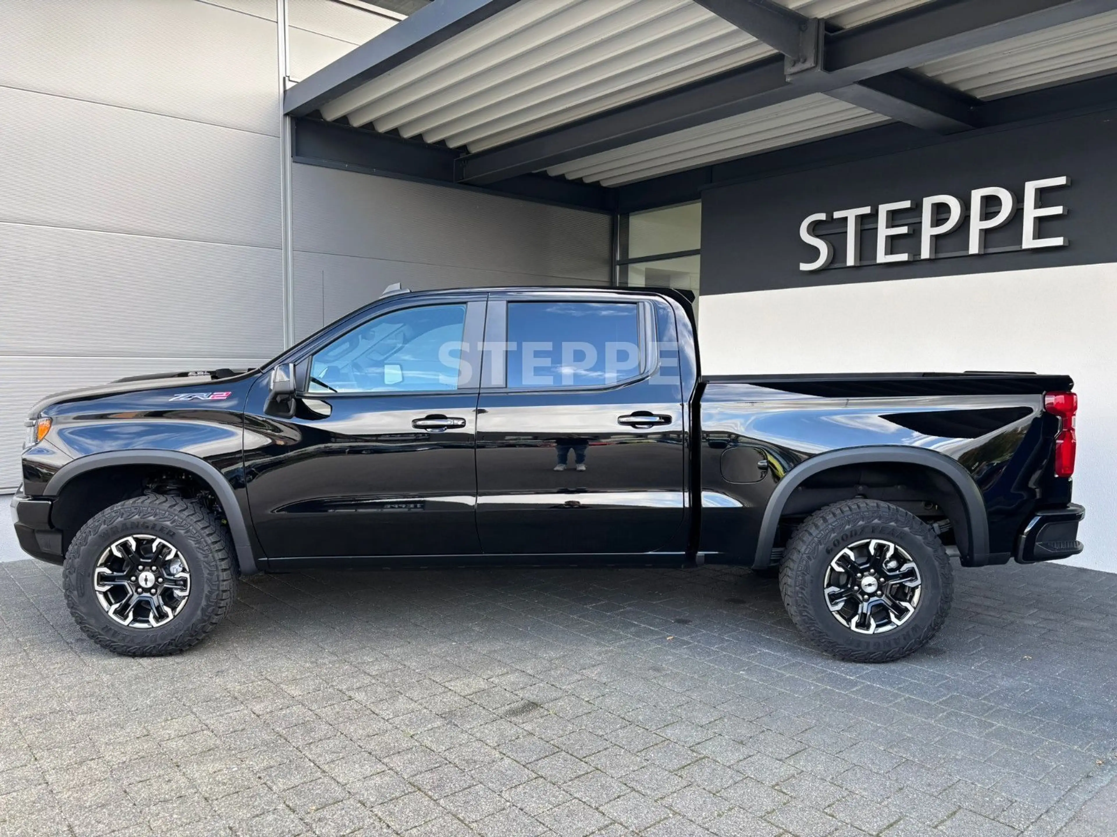 Chevrolet Silverado 2026 Silverado ZR2 6,2V8 Crewcab Tech-Pack. AHK — photo 3
