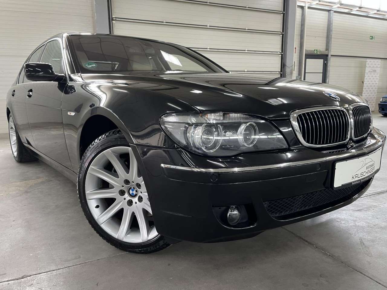 BMW 750
