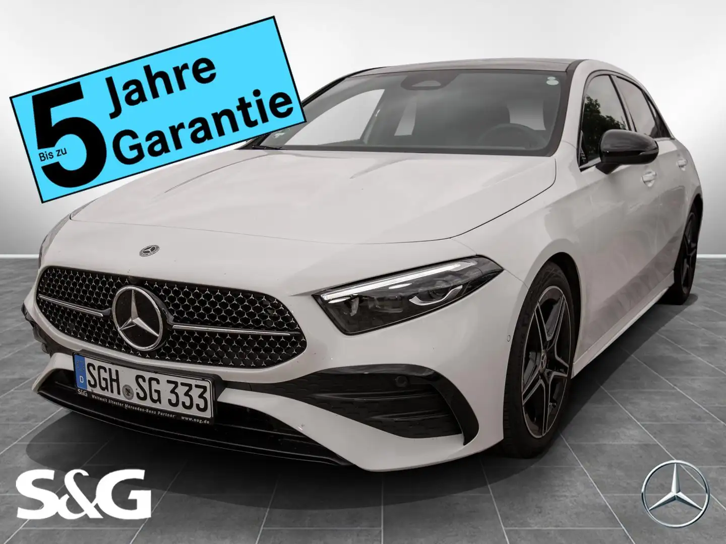 Mercedes-Benz A 200 AMG MBUX+RüKam+M-LED+Pano+Distr+Night+Totw Alb - 1