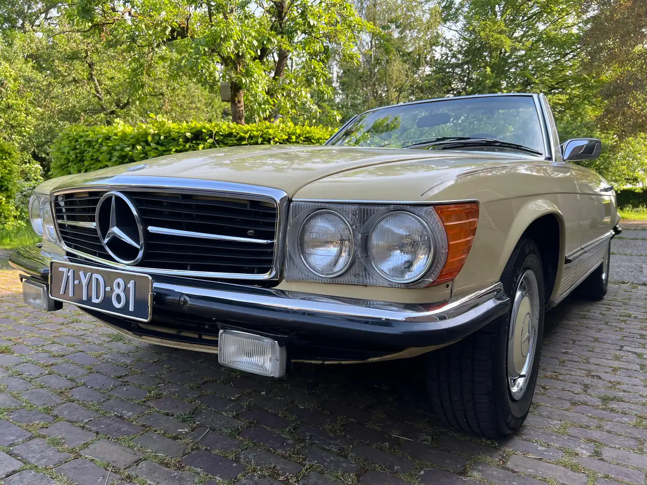 Mercedes-Benz 450 Uitzonderlijk goed onderhouden Mercedes-Benz 450 SL uit 1974, foto 9