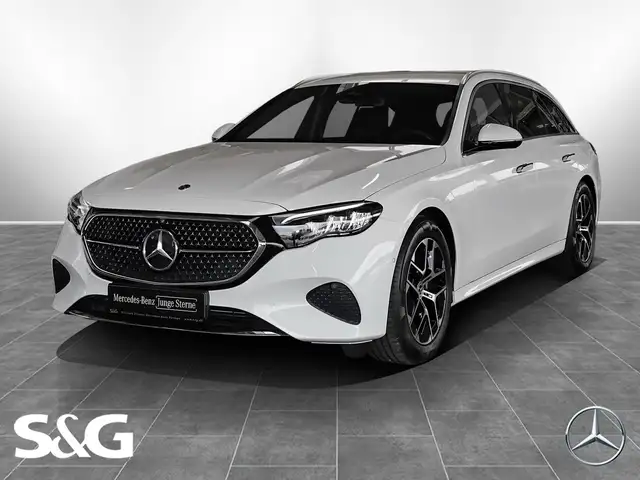 Mercedes-Benz E-Class view 13