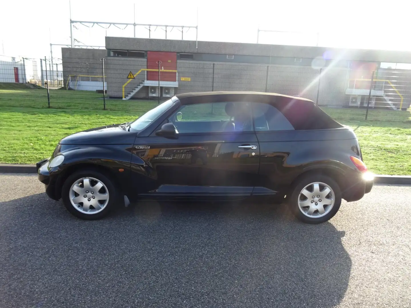 Chrysler PT Cruiser Cabrio 2.4i Limited Zwart - 2