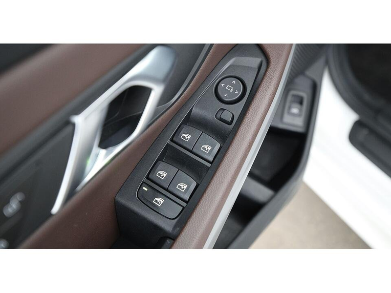 BMW 320 d Touring xDrive Advantage Aut LED AHK LEDER — photo 22