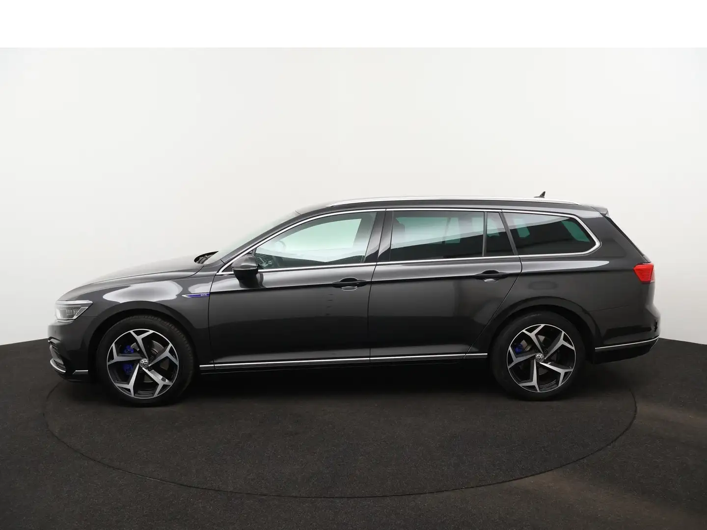 Volkswagen Passat Variant 1.4 TSI PHEV GTE Business 272 PK DSG | Apple Carpl Grijs - 2