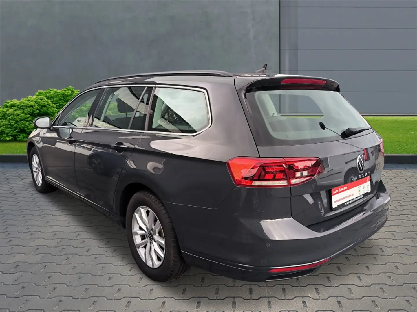 Volkswagen Passat Variant Business 2.0 TDI+Alufelgen+Navi+el.Sitze Grau - 2