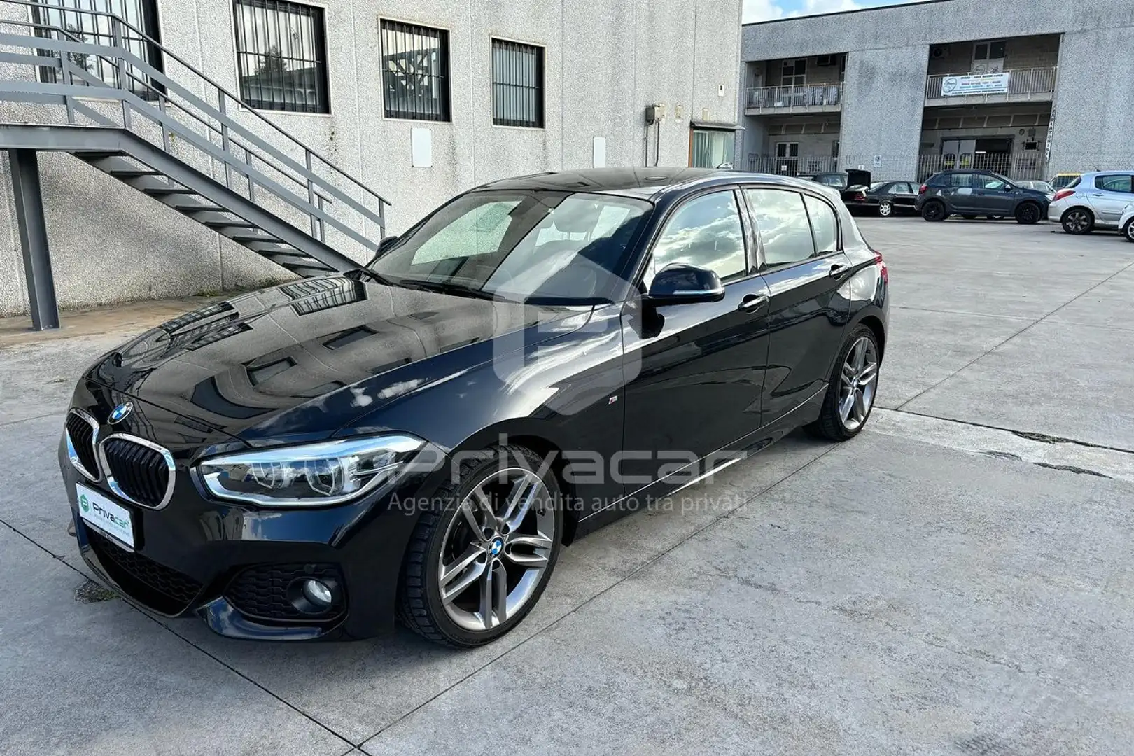 BMW 118 118d 5p. Msport Schwarz - 1