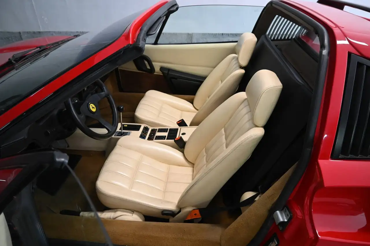 Ferrari 328 GTSi, foto 5