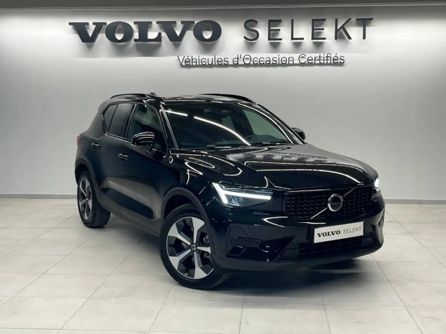 Volvo XC40 B3 163ch Plus DCT 7 Noir - 2