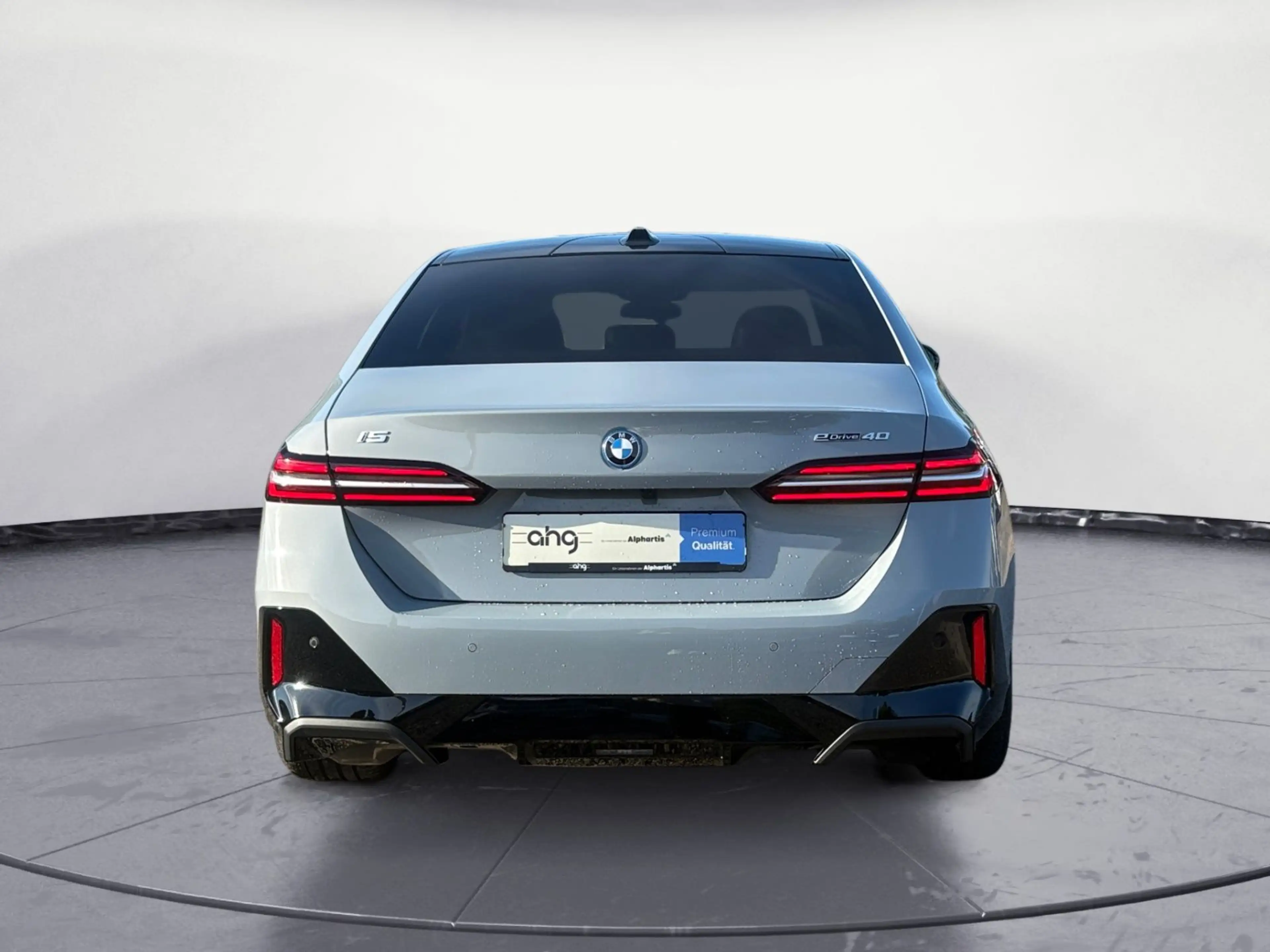 BMW i5 eDrive40 Navi Tempom.aktiv Panoramadach Komfo — photo 7