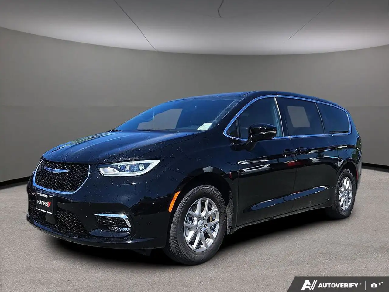 Chrysler Pacifica снимка Chrysler Pacifica