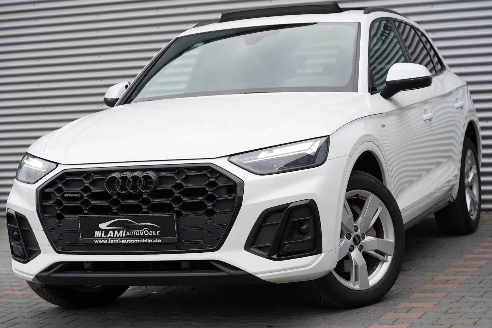 Audi Q5 40 TDI quattro S line PANO NAPPA HUD AHK KEY Weiß - 1