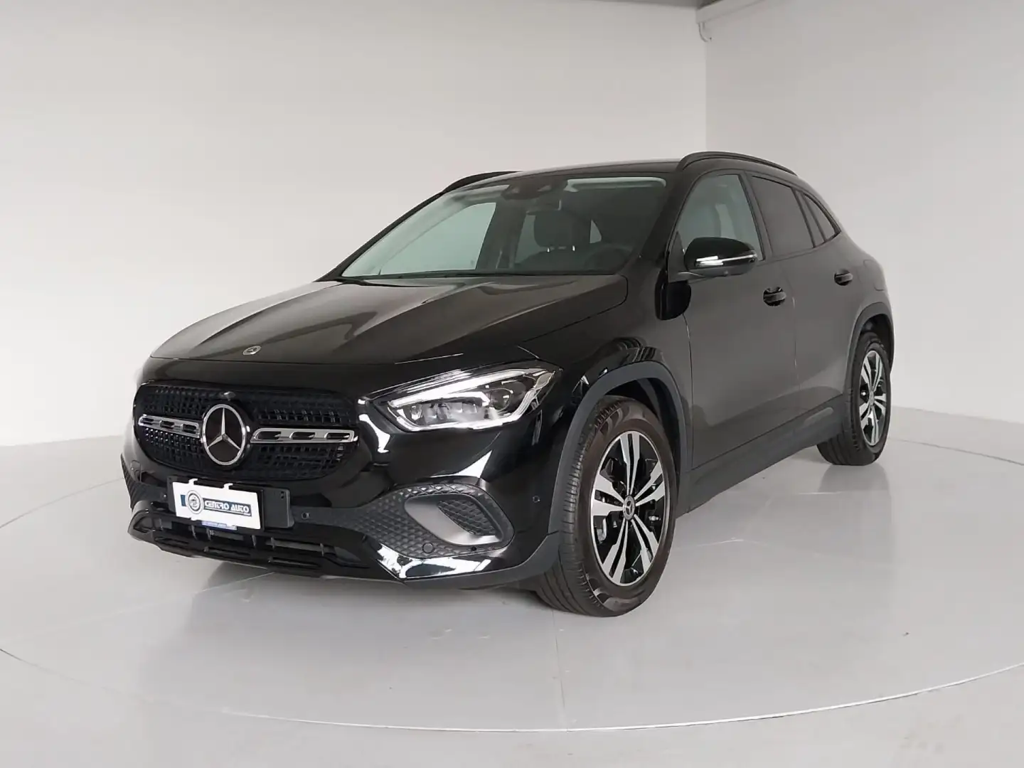 Mercedes-Benz GLA 220 d Automatic Sport Pack Night Distronic Nero - 1